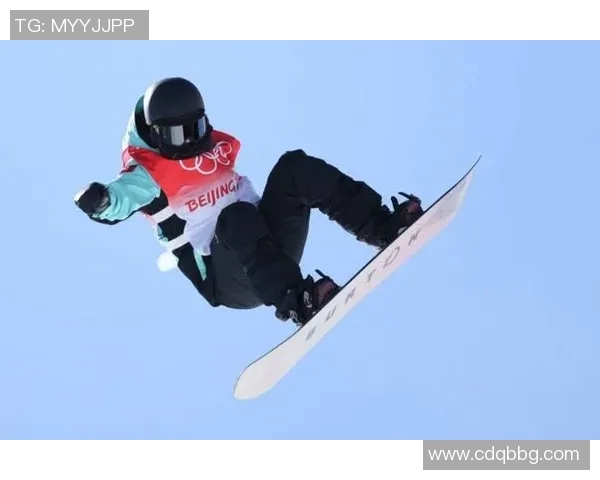 聚焦现役足球女星:她们如何在赛场上突破自我与挑战极限 聚焦现役足球女星:她们如何在赛场上突破自我与挑战极限