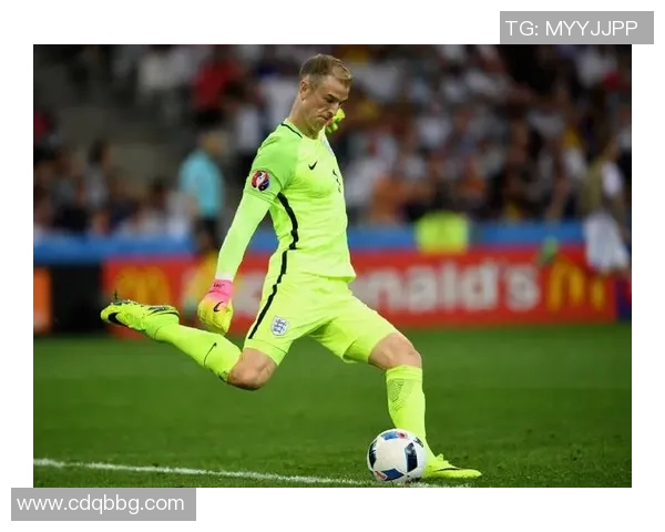 世界足坛2号球星：从防守铁闸到进攻发动机的传奇蜕变